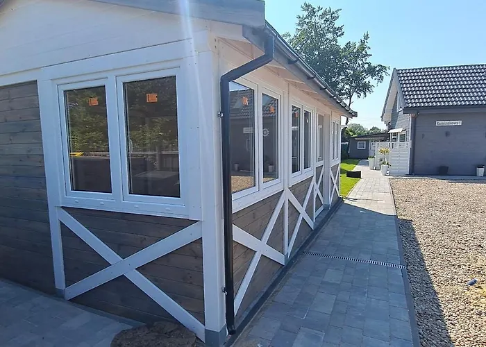 Letniskowe Rodos Сasa de vacaciones Sarbinowo